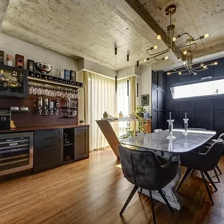 Stunning Luxury With Private Pool & Bbq Gharghur