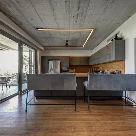 Вилла Stunning Luxury With Private Pool & Bbq